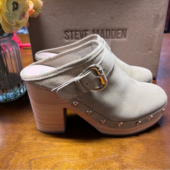 New Steve Madden Women Y2K Tan Hilde Suede Platform Mule Size 8.5 Tan Studded - Picture 8 of 15